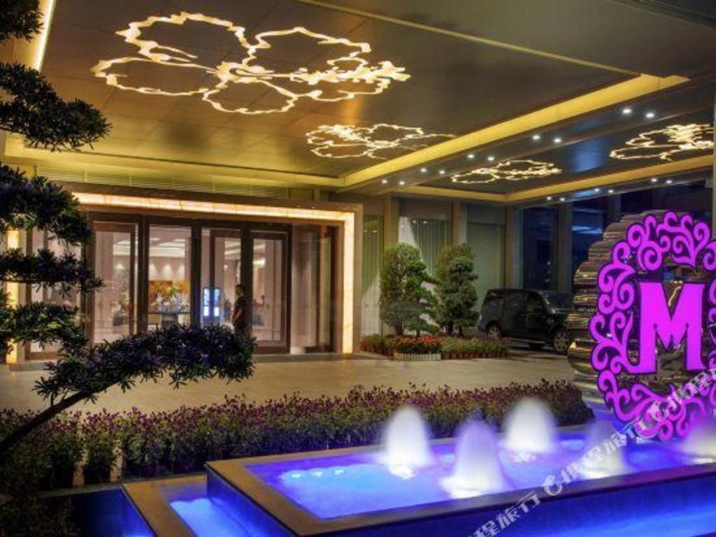Ming Du Lakeside Hotel Наньнин Экстерьер фото