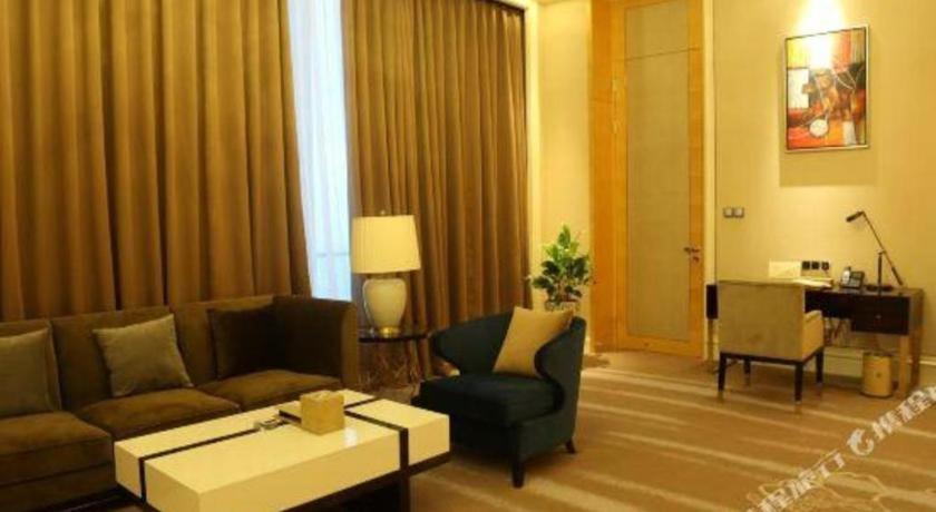 Ming Du Lakeside Hotel Наньнин Экстерьер фото