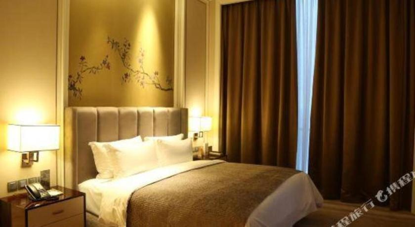 Ming Du Lakeside Hotel Наньнин Экстерьер фото