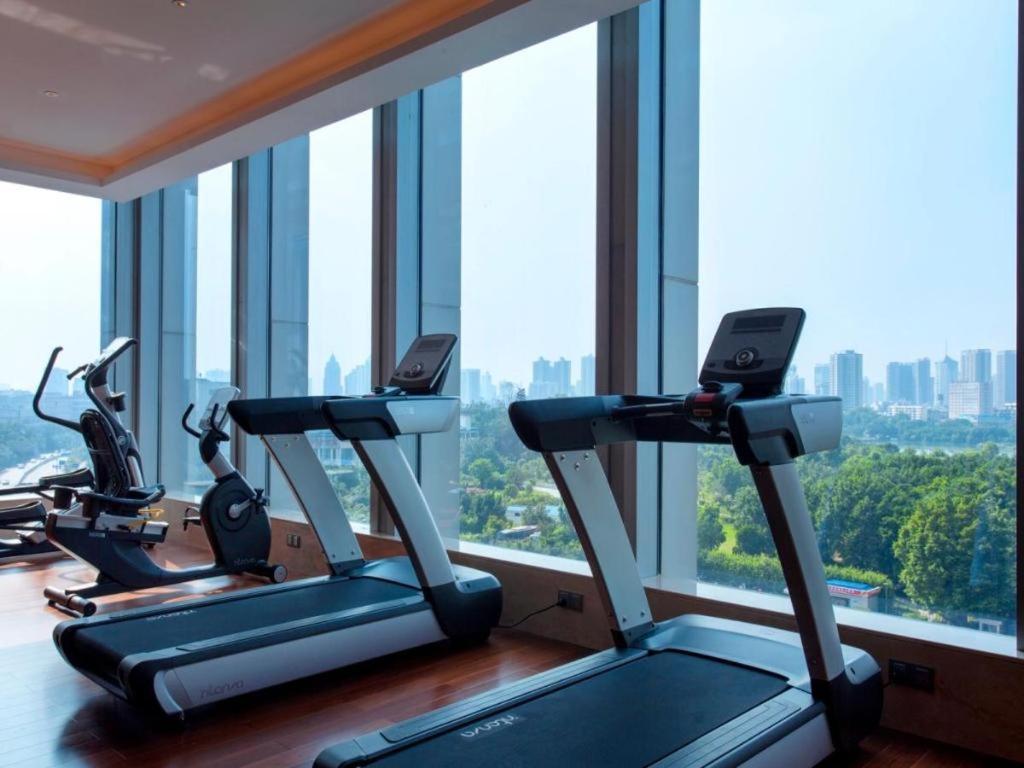 Ming Du Lakeside Hotel Наньнин Экстерьер фото